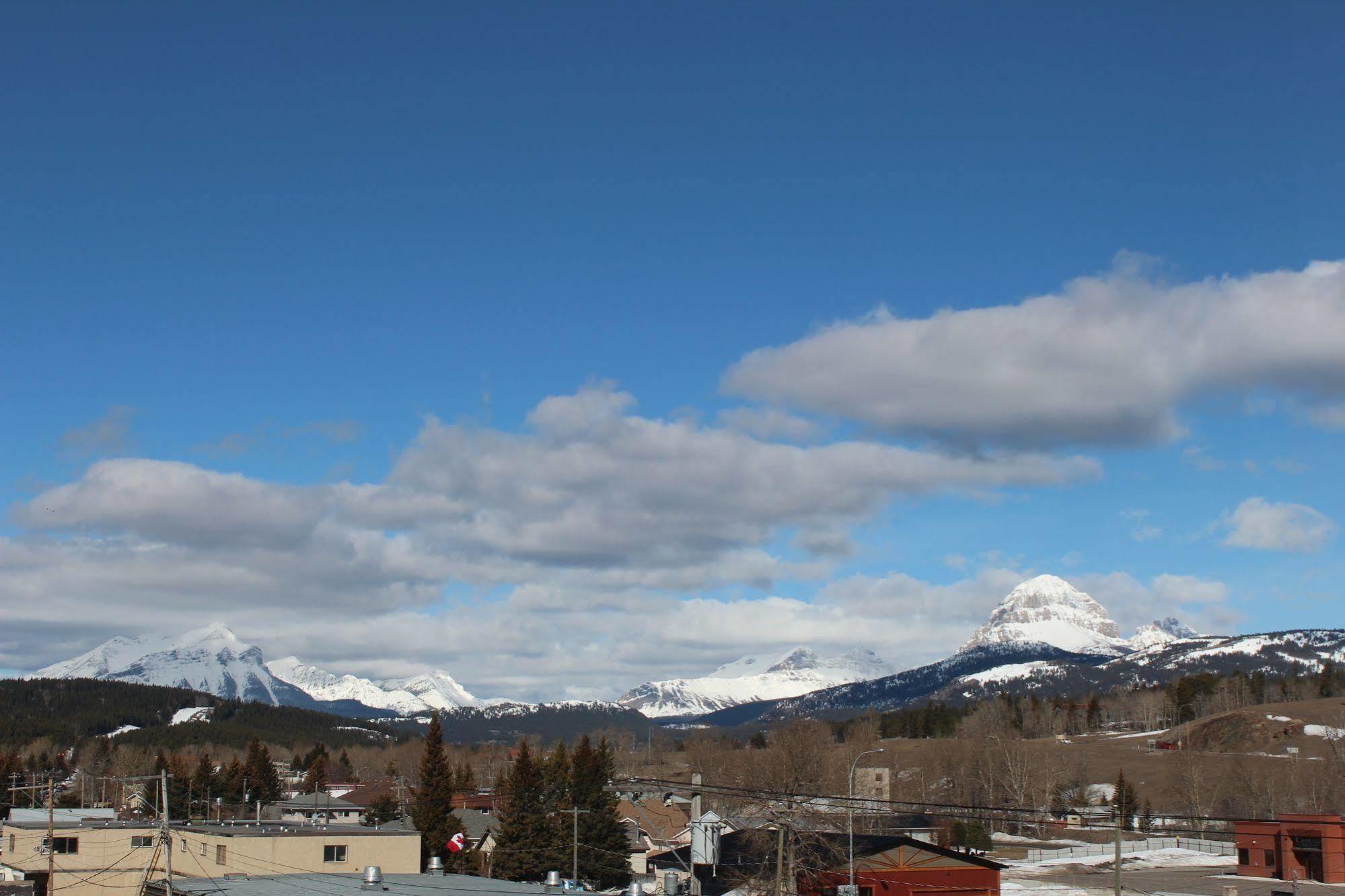 The Cosmopolitan Hotel Blairmore Exterior photo